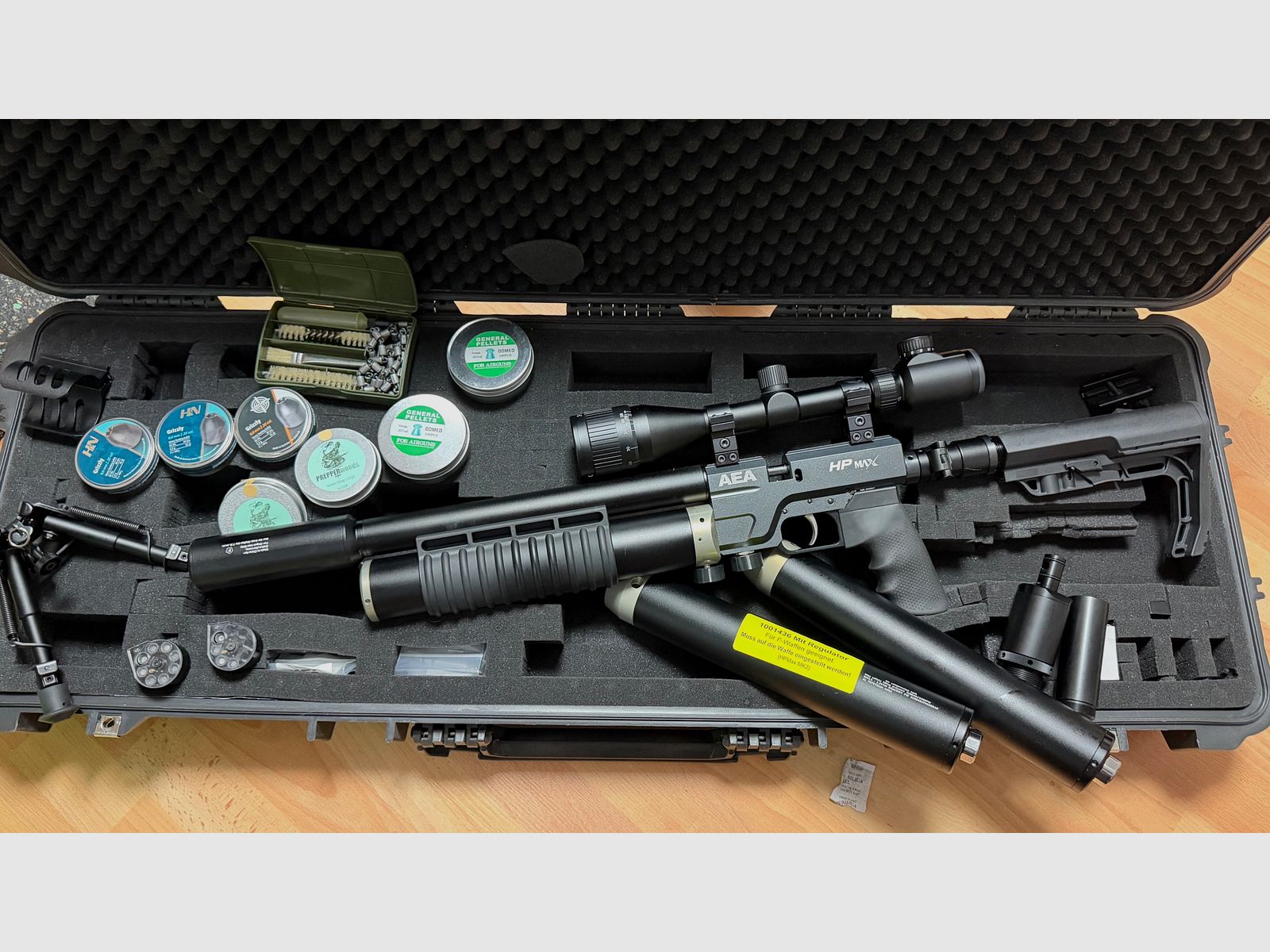 HP Max mk1 with accessories, image 8 of 12