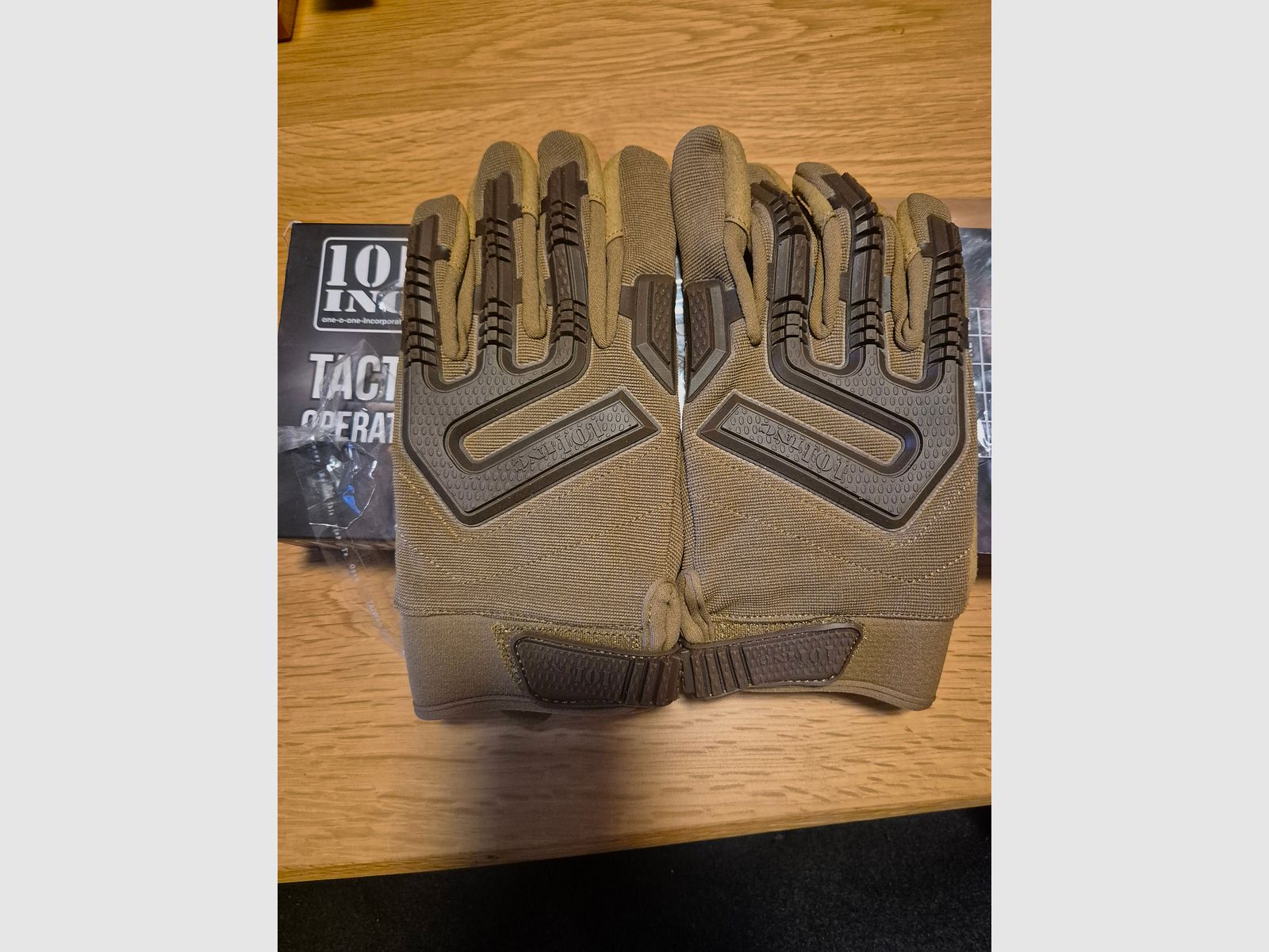 101 INC Tactical guanti, immagine 2 di 4