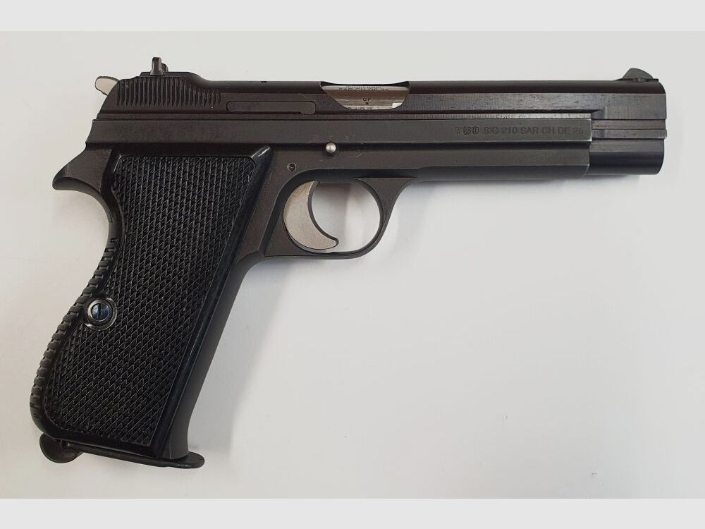 SIG Pistool SIG P210-2 in kaliber 9mm Luger (9x19) inclusief holster en reservemagazijn, GEMAAKT IN ZWITSERLAND