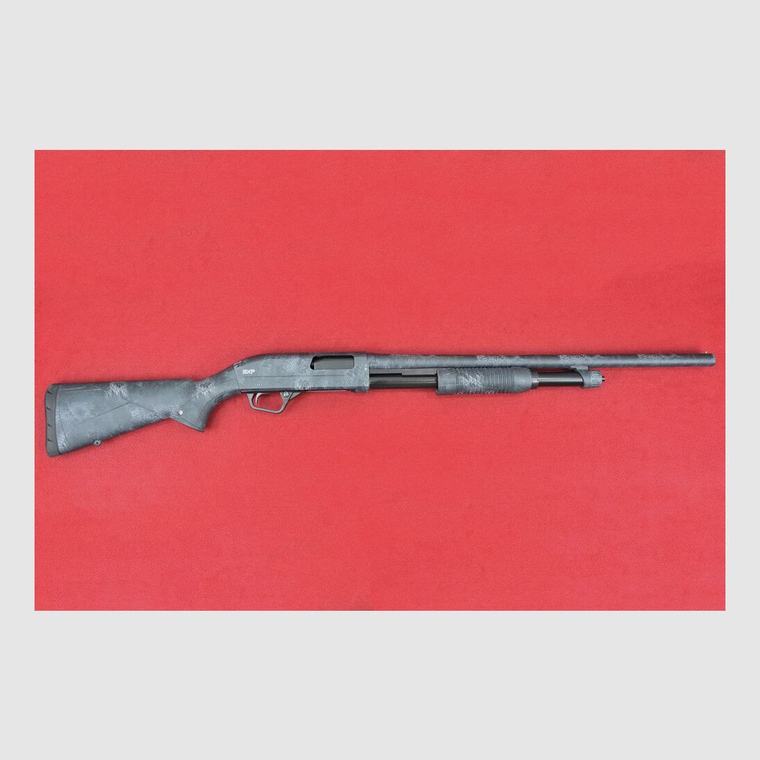 Winchester SXP Typhon Defender z gwintem 12/76