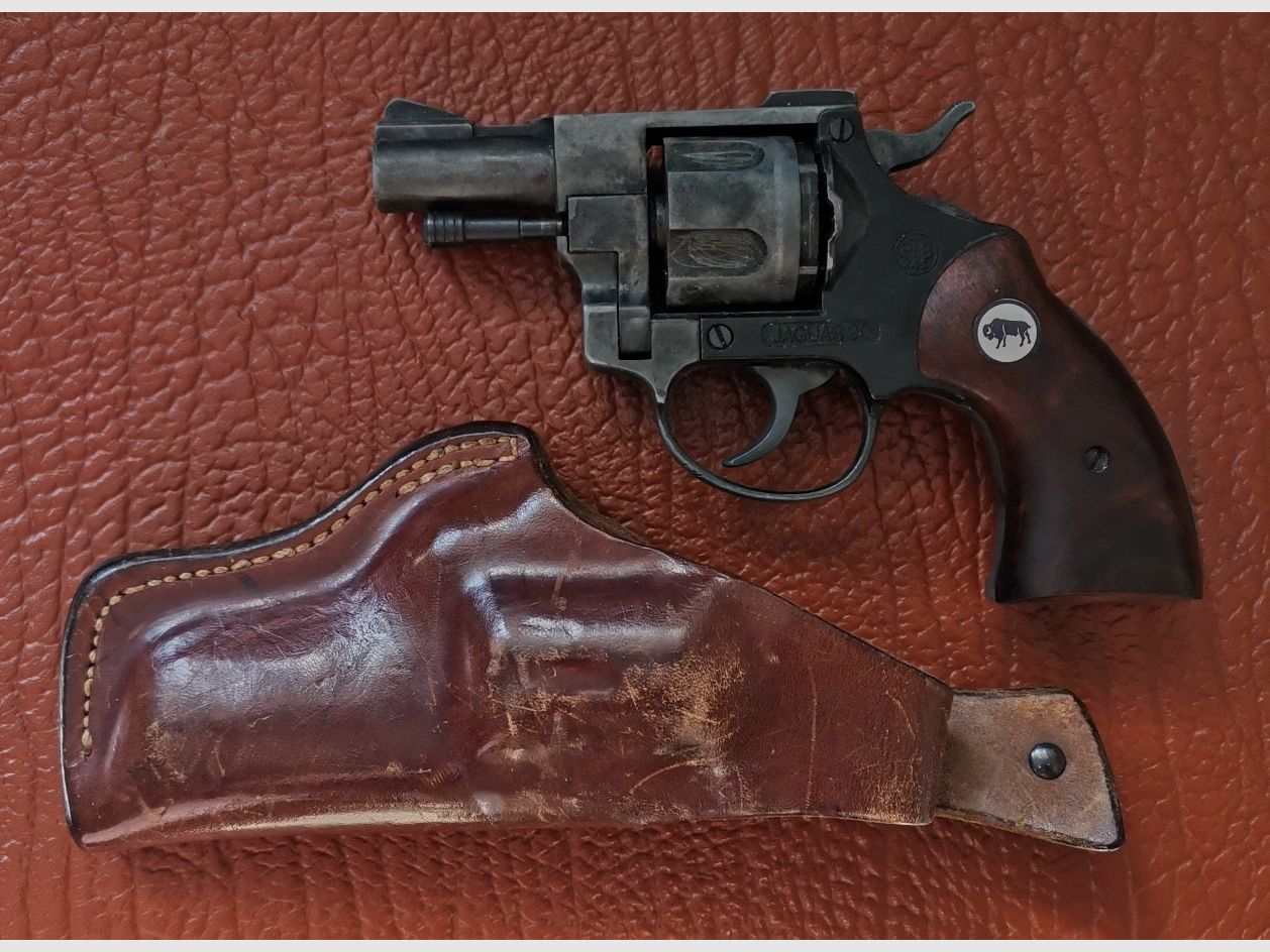 Jaguar 80 Schreckschussrevolver Kal. 9 mm Knall, mit Leder-Holster
