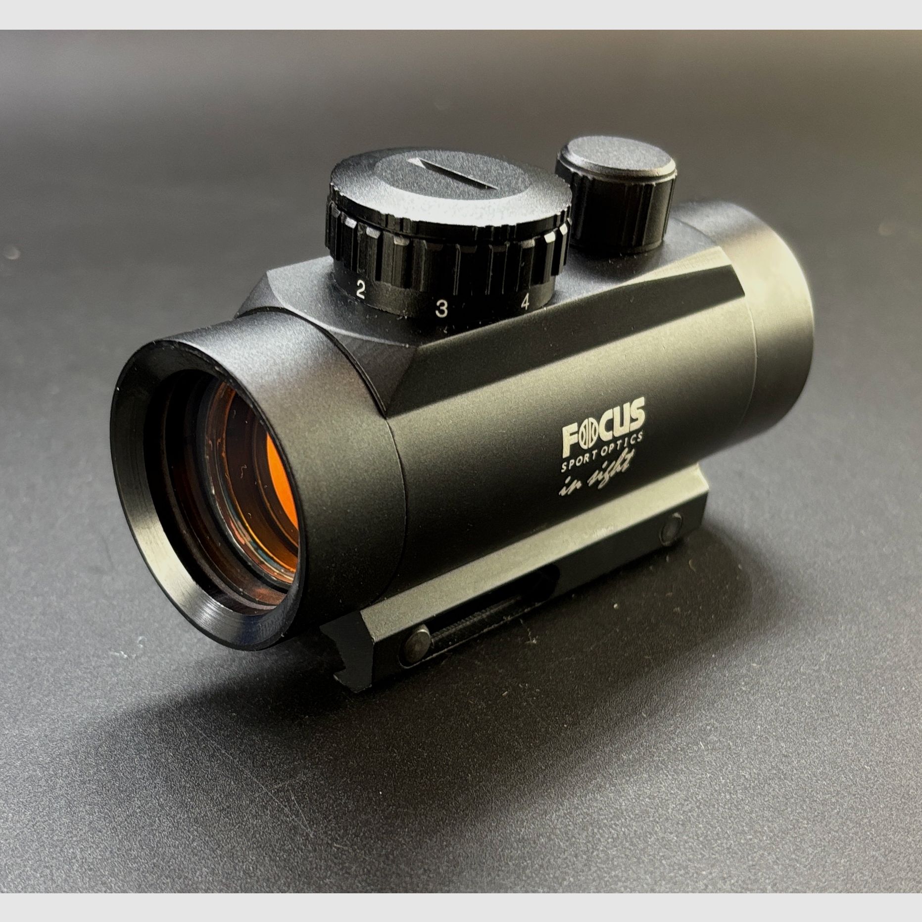 Exhibitor FOCUS In Sight Red Dot 40 with bag 108631-2