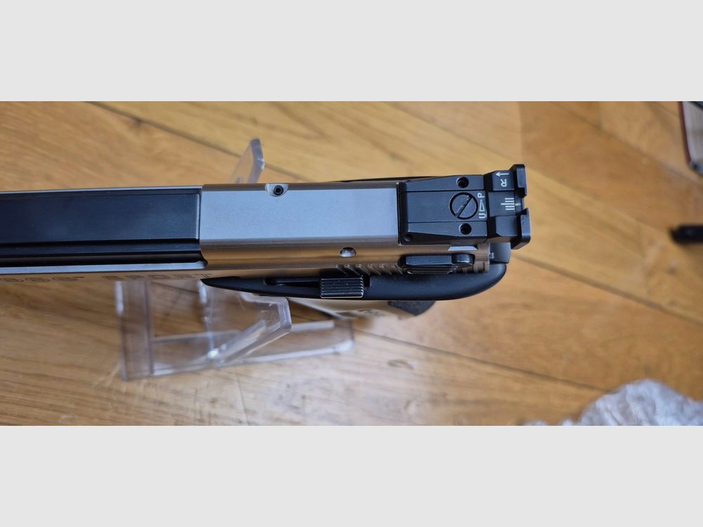 Sehr guter Sportpistole Hammerli – Modell X-ESSE Sport – Kal. 22LR – Schweizer Qualität, aber Made in Germany! – Exzellentes Trainingswerkzeug – Mit Originalkoffer und Chamber Marker – Zu reinigen – TBE, Bild 11 von 20