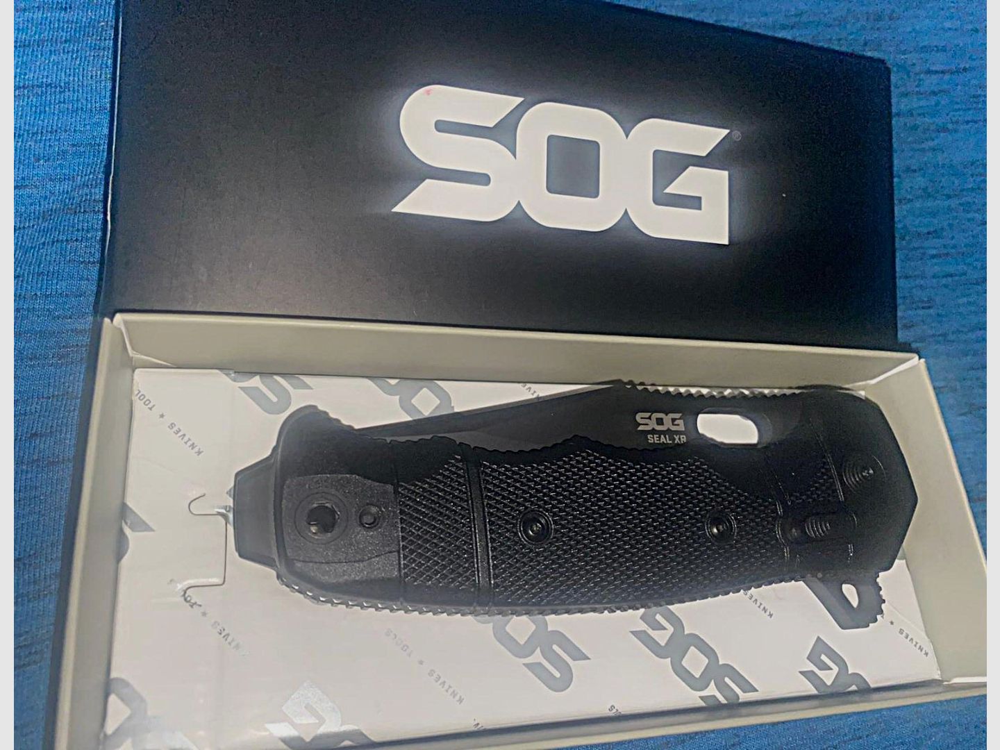 Sog Seal XR   Einhandmesser- Einsatzmesser