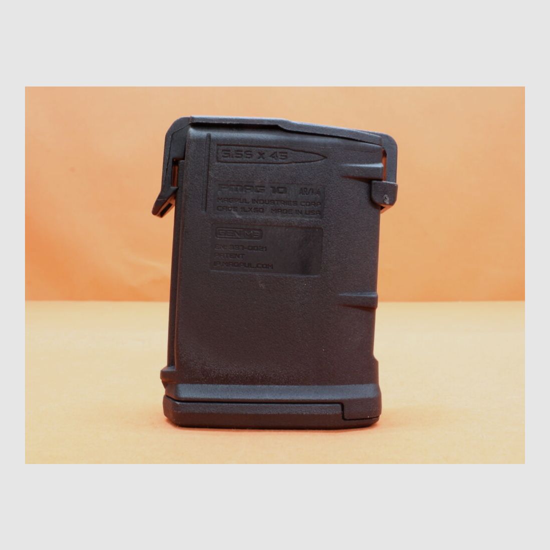 Magpul AR-15: Magazin Magpul PMAG 10-Schuss (MAG559-BLK) Gen.M3 Polymer Black .223Rem Geeignet z.B. für Waffen Typ AR15/ OA-15/ SIG516/ SIG M400/ HERA THE15th, Bild 1 von 3