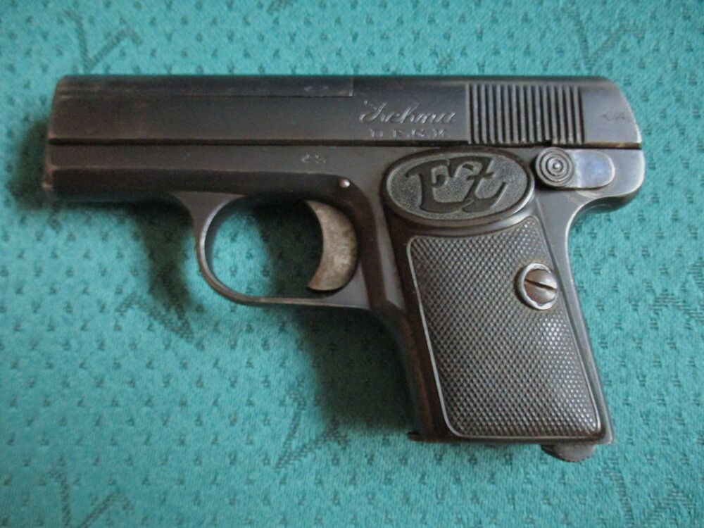 Pistole 6,35mm Zehna aus Sammlung