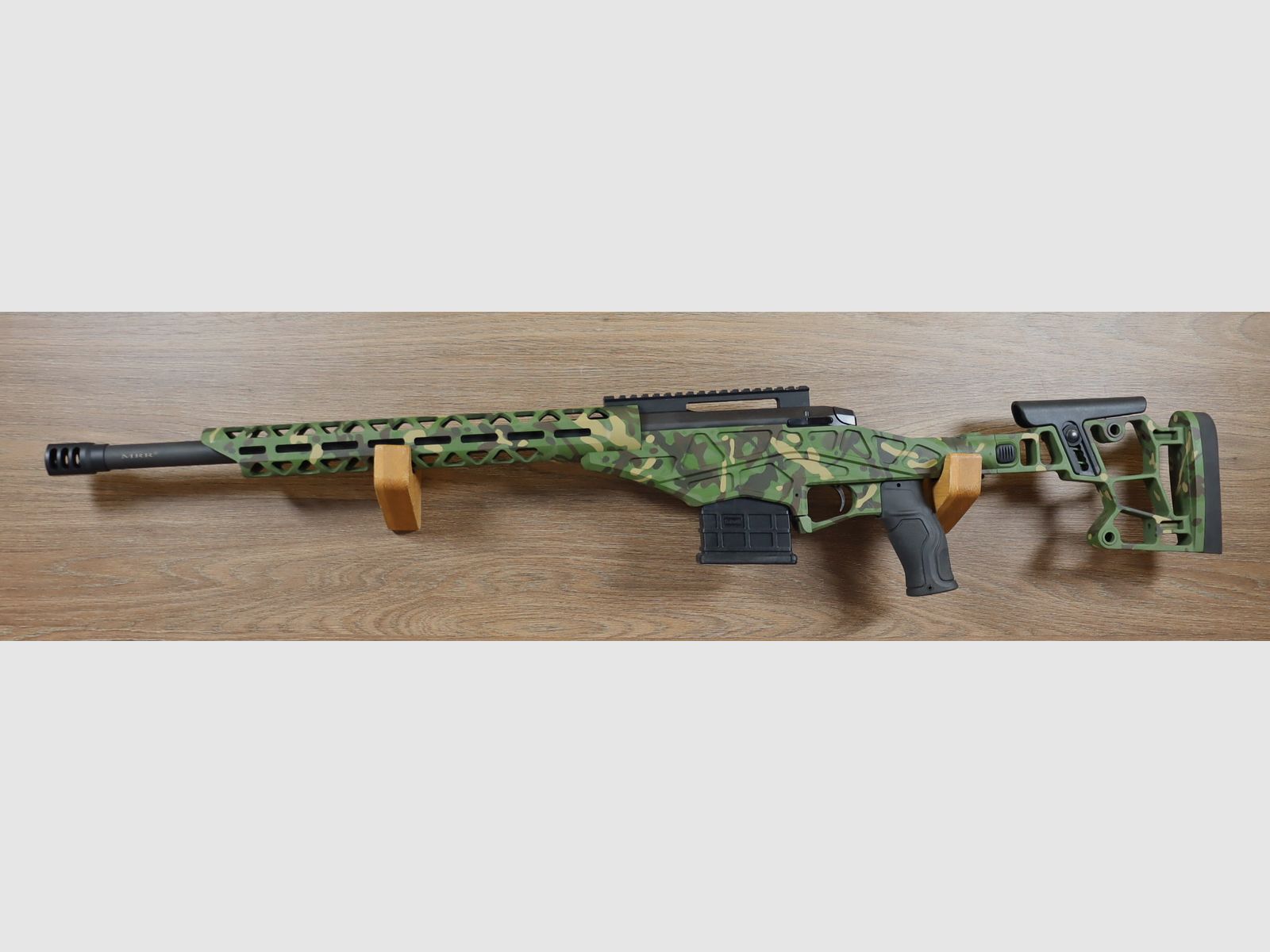 ST18 Multicam Tropic, Bild 2 von 2