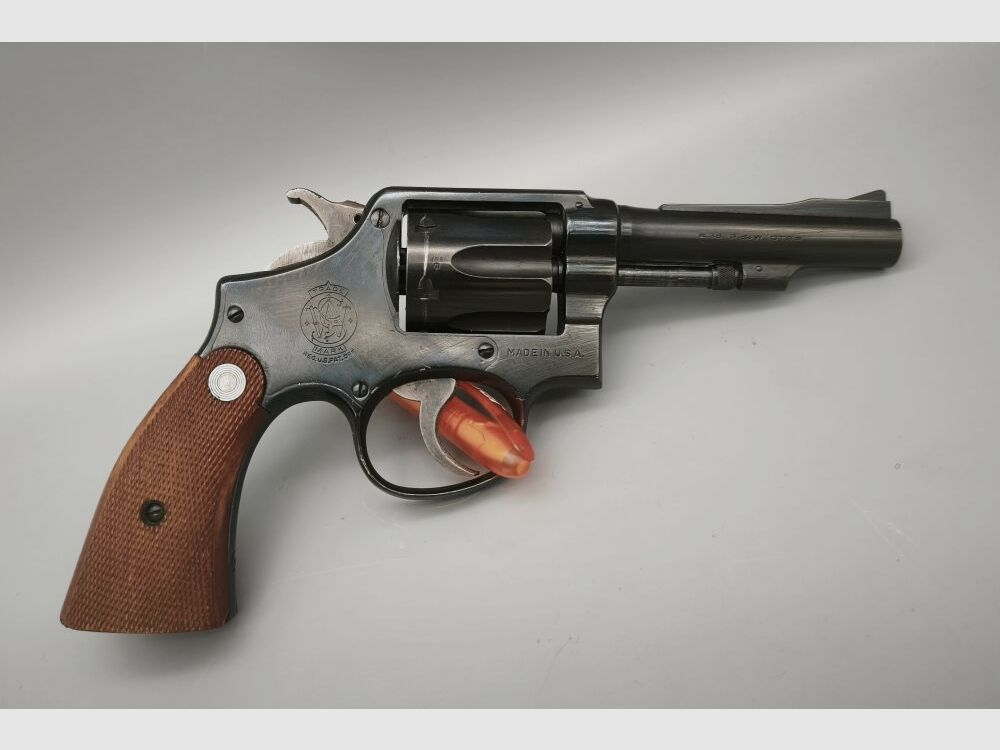 Smith & Wesson S&W Victory Revolver .38Special umgebaut bei Parker Hale .38Special