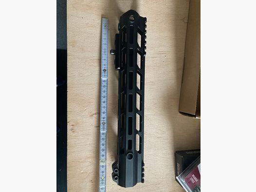 Zubehör für AR15 oder gleiche,  Handschutz etc.