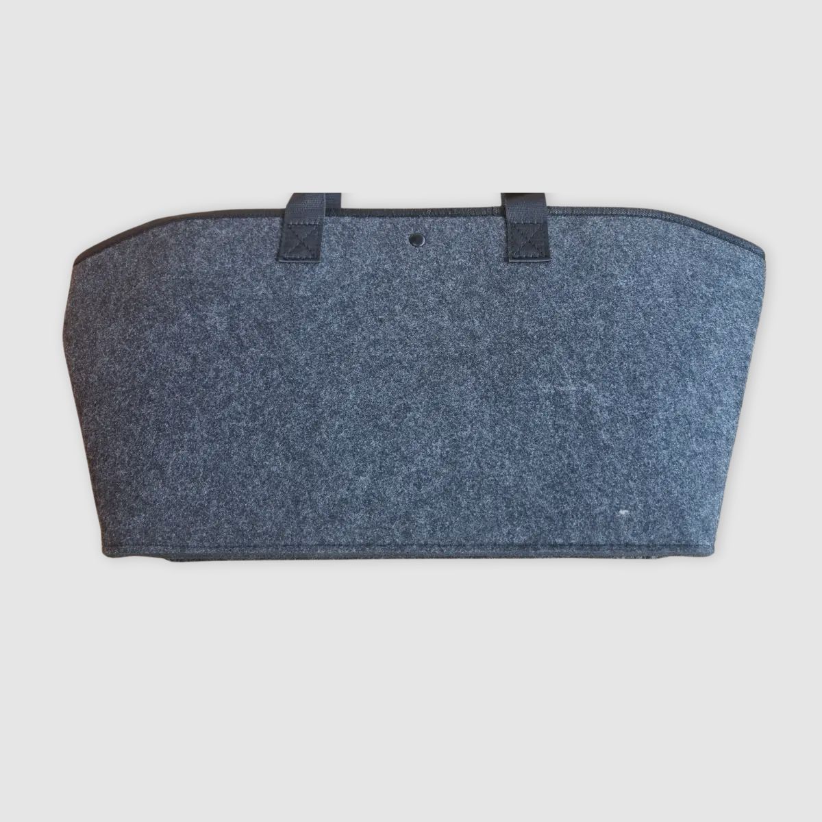 Felt bag with deer emblem