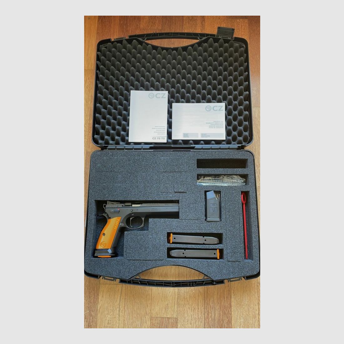 CZ 75 TS Tactical Sports Pomarańczowy, Kal. .40 S+W