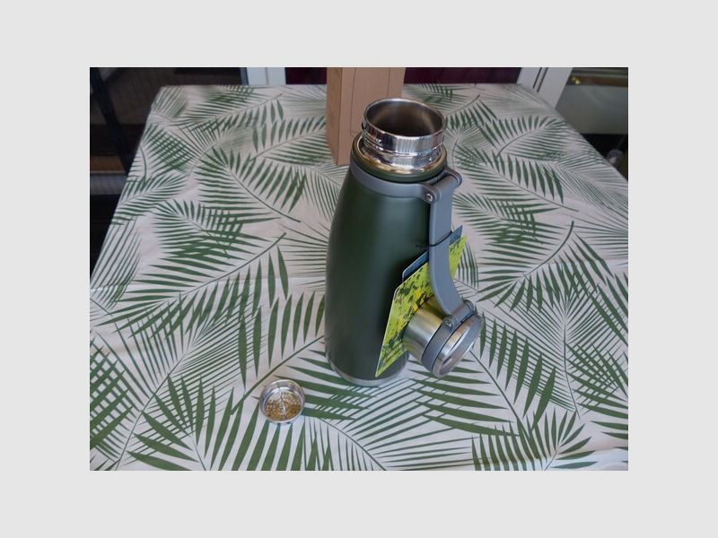 Neue Thermosflasche Edelstahl 850 ml mit Teesieb in OVP unbenutzt