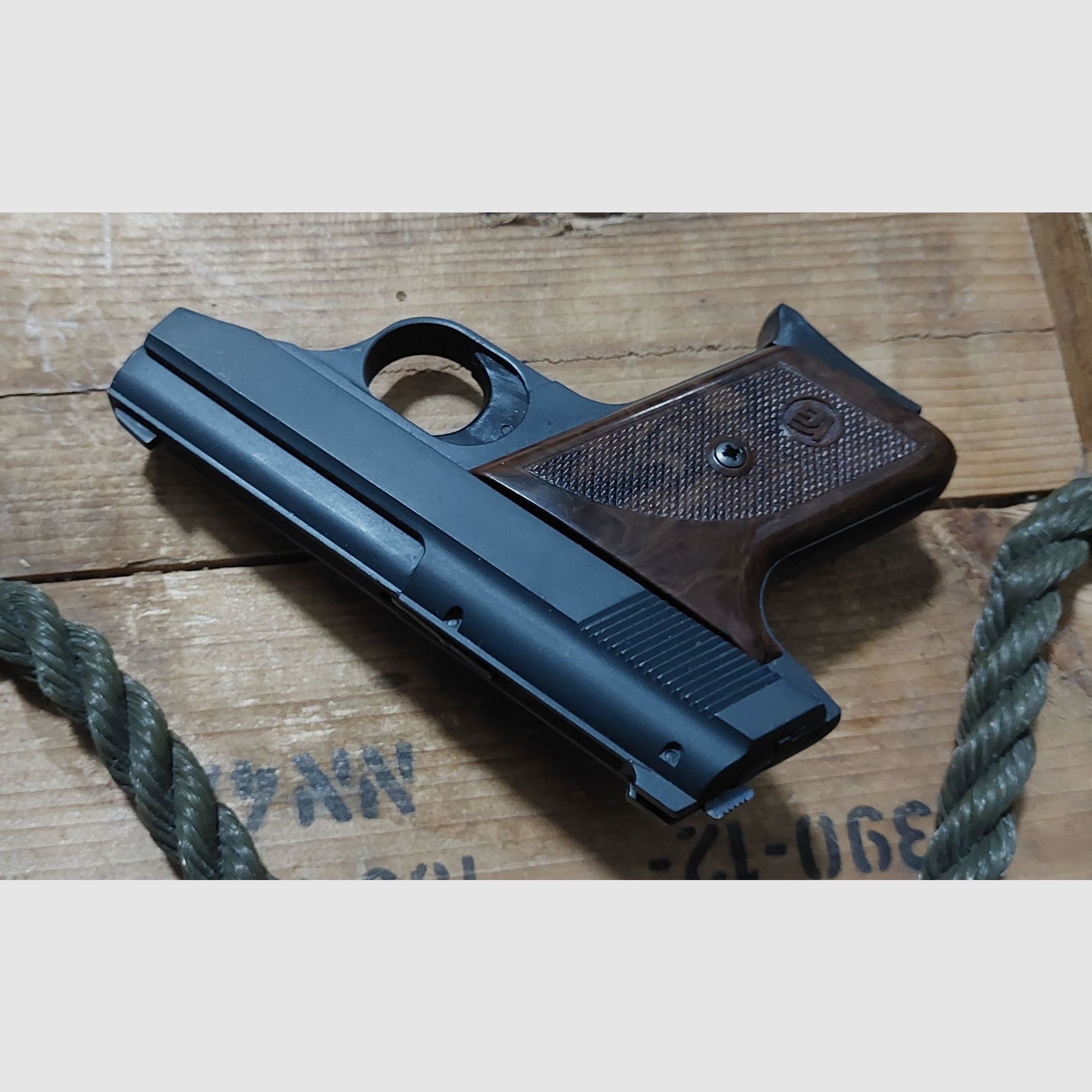 RÖHM RG 8  (PTB 412) RG8 RG9 keine P99 p88 Zoraki HW94 glock Walther 