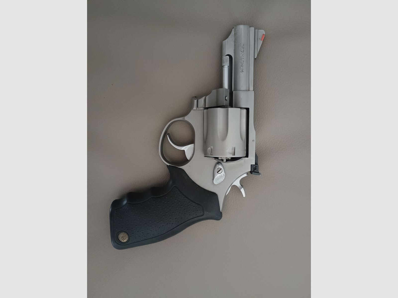 Revolver Taurus 3" Kaliber 357 Mag. - wie Neu