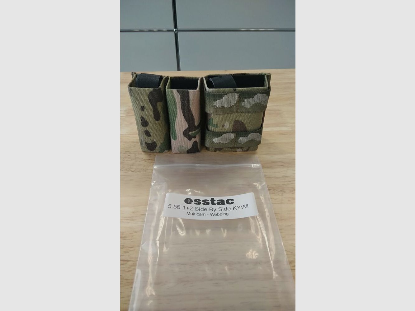 Pouch 1+2 Lado a Lado KYWI Shorty (5.56 Mag/2x Mag de Pistola) Esstac USA