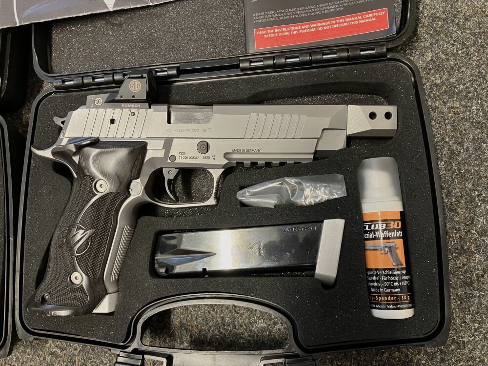 Sig Sauer X6 P226 Club 30 mit Wechselsystem 9mm Luger