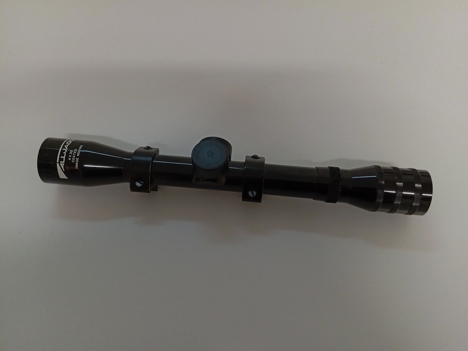 Telescopio de caza 4X32 en buen estado