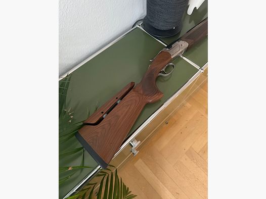 Beretta 694 Sporting AS, mit Weste & 700 Schuss