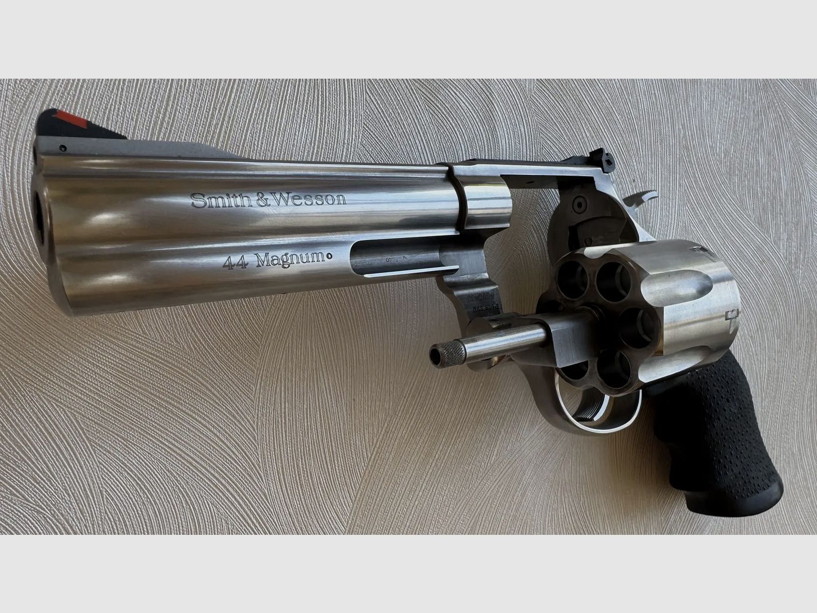 Smith & Wesson 629 Classic, 5″ – Kaliber .44 Magnum