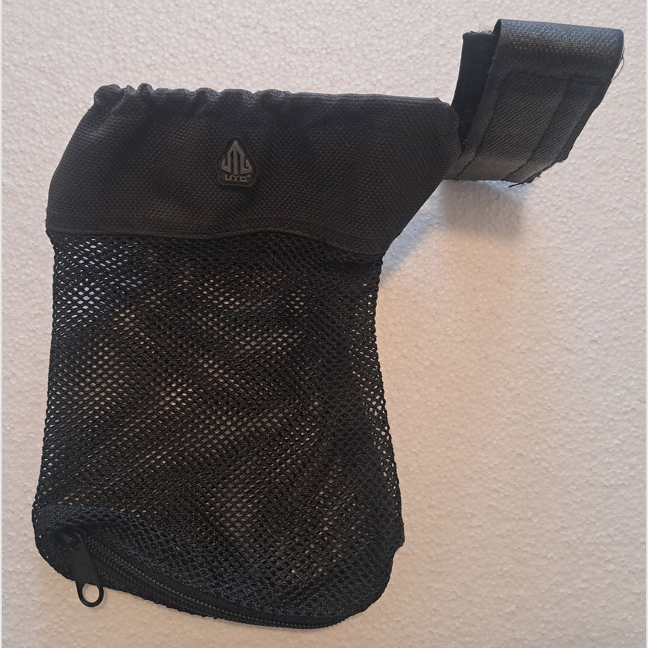 UTG Shell Catcher Nylon Shell Catch Bag - black