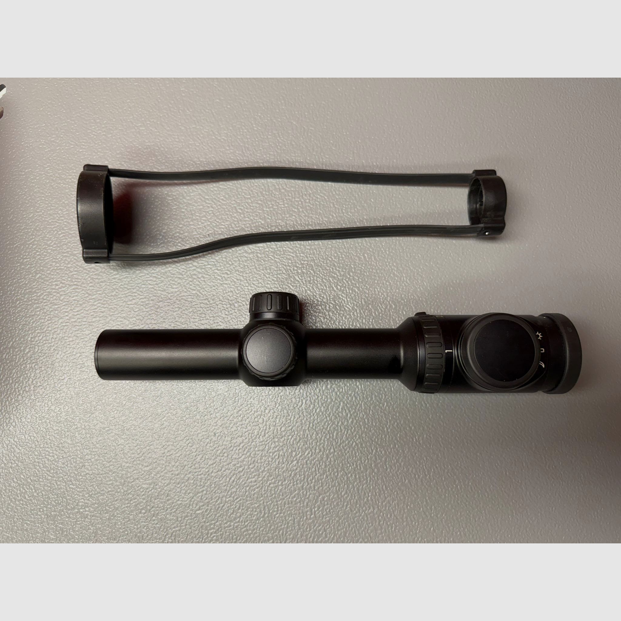 Leica Magnus 1-6.3x24 Abs. L-3D con guida