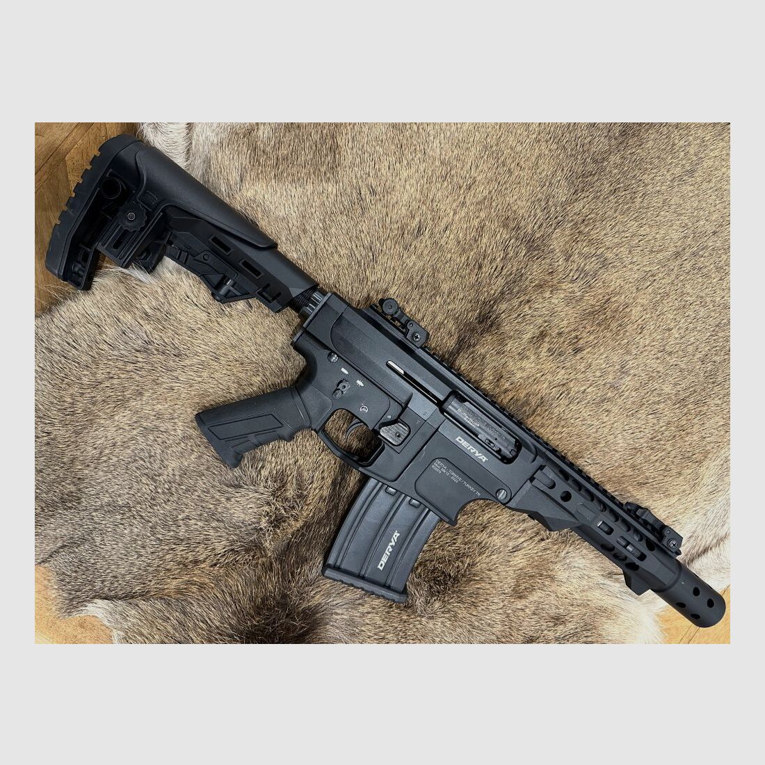 DERYA MK12-2022. Robuste halbaut. AR15 Flinte