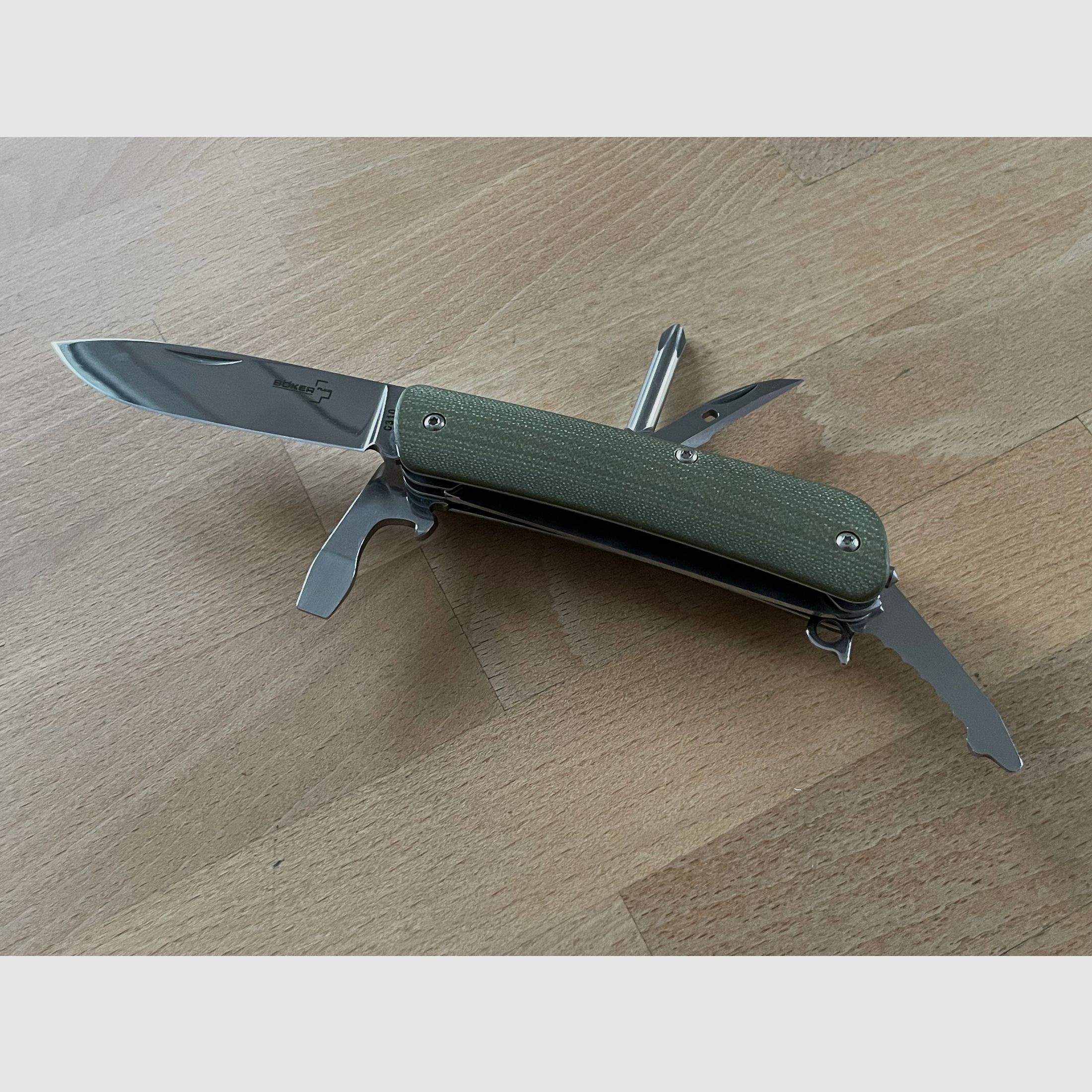 Böker Plus Tech Tool Outdoor 8