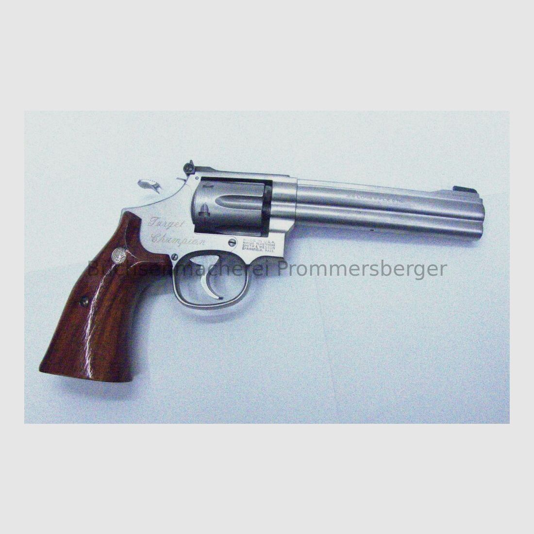 Smith & Wesson 617/