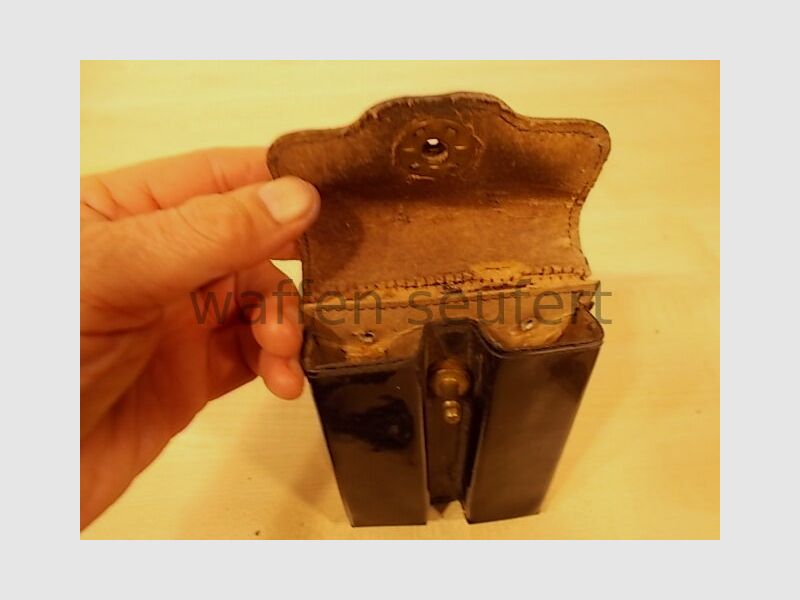 US 1911A1 Magazintasche mit 2 Magazine .45ACP