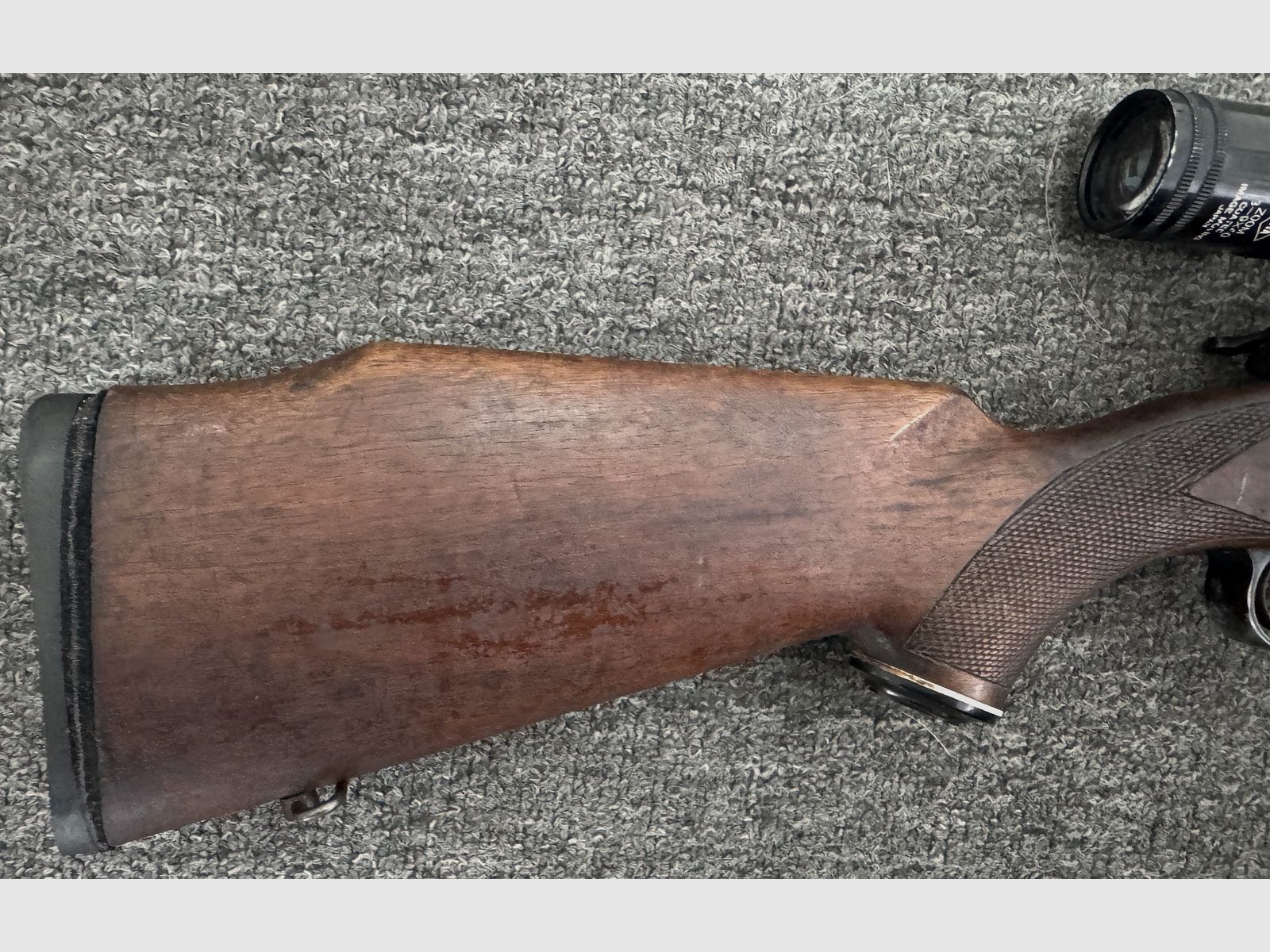 98 w kalibrze 7x64 z lunetą 3-9x40