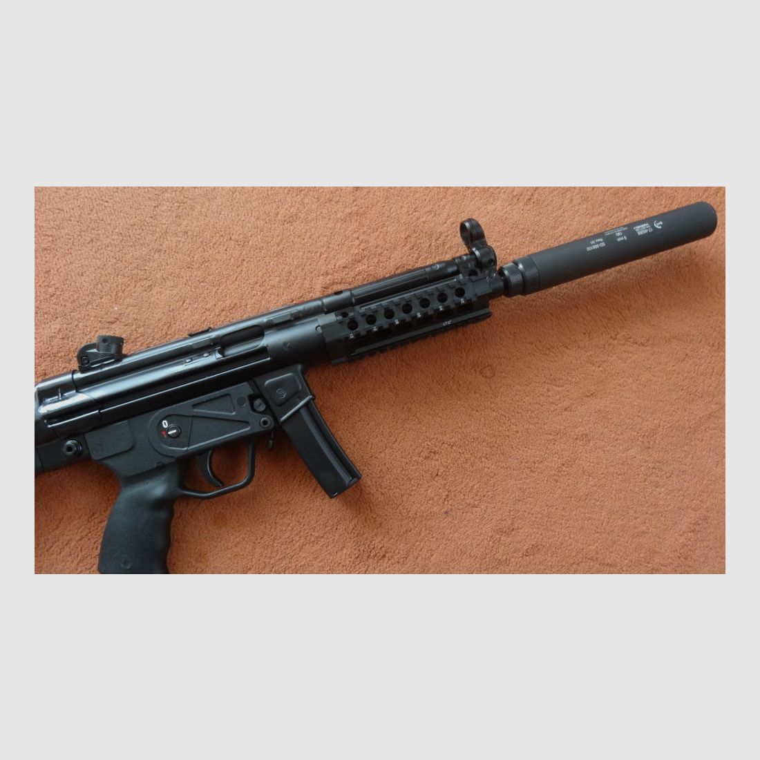MKEU SL-Büchse-MKE T94 Cal. 9x19mm incl. B&T QD SMG/PDW Schalldämpfer, Kal. 9 x 19 mm