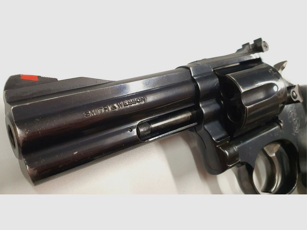 Smith & Wesson Mod.586-4 4"