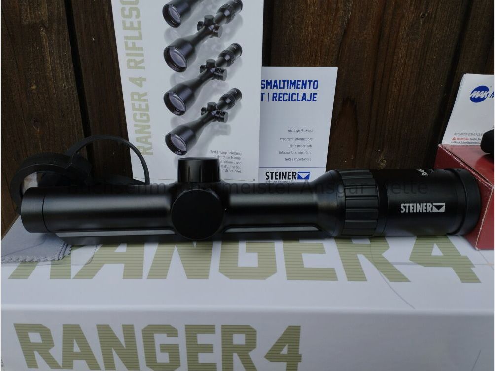 Steiner Ranger 4 1-4x24 mit ZM Schiene und Montage für Blaser R8	 Steiner Ranger 4 1-4x24 mit ZM Schiene und Montage für Blaser R8