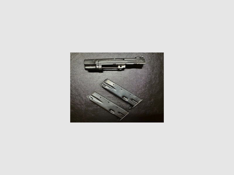 Brünner CZ Kadet 75 pistol with interchangeable barrel .22lr and a lot of accessories