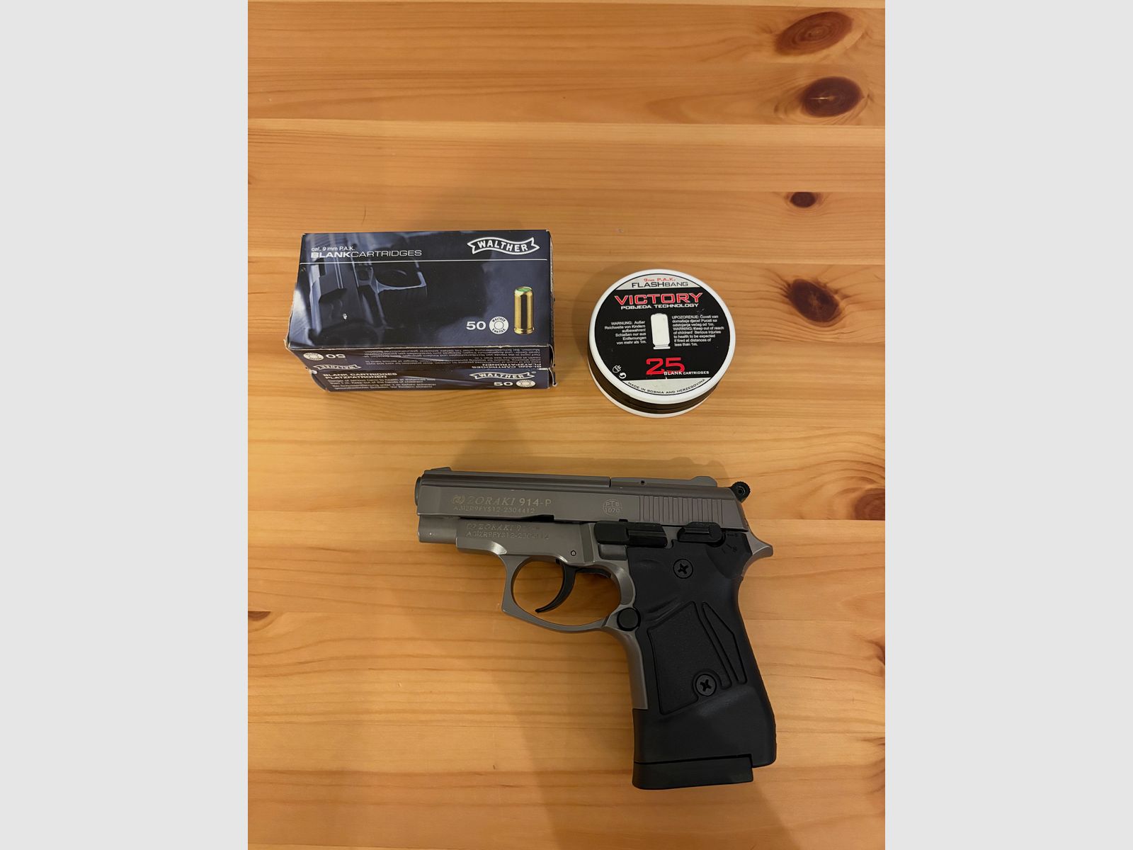 Zoraki 914 pistola de fogueo Titan, imagen 1 de 3