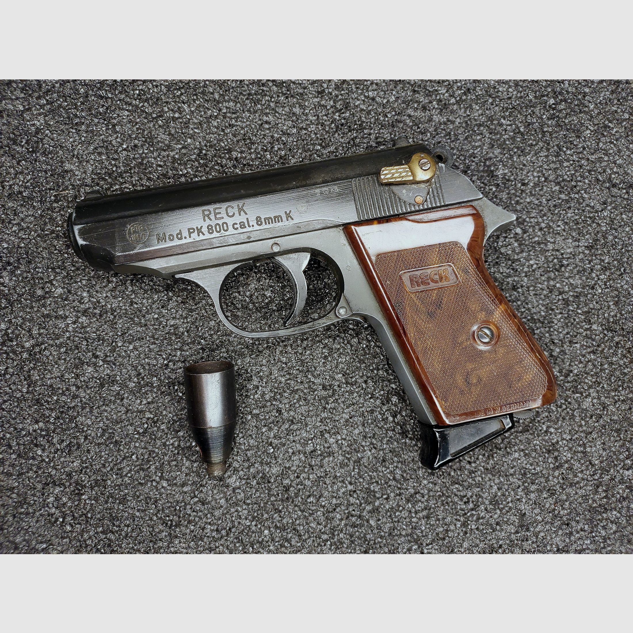 RECK PK800 blank firing pistol 8 mm K. PTB 196/2 – gold-colored safety lever, image 2 of 4