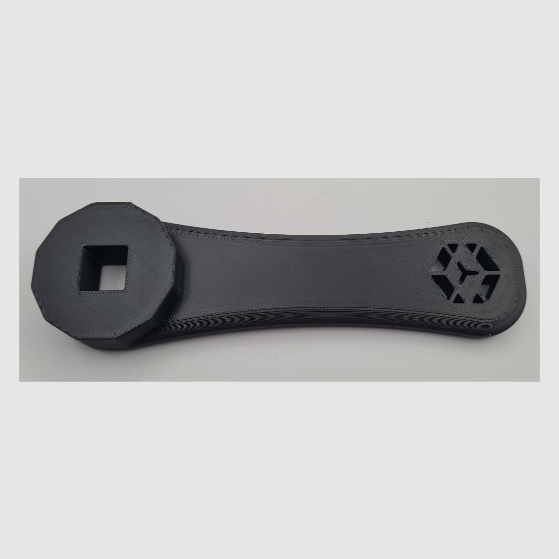 Strumento di smontaggio del silenziatore