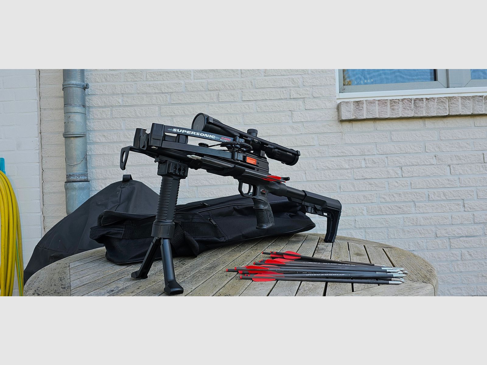 X-bow fma supersonic xl mit L Schaft und Hawk Vantage 3-9×40 Zielfernrohr