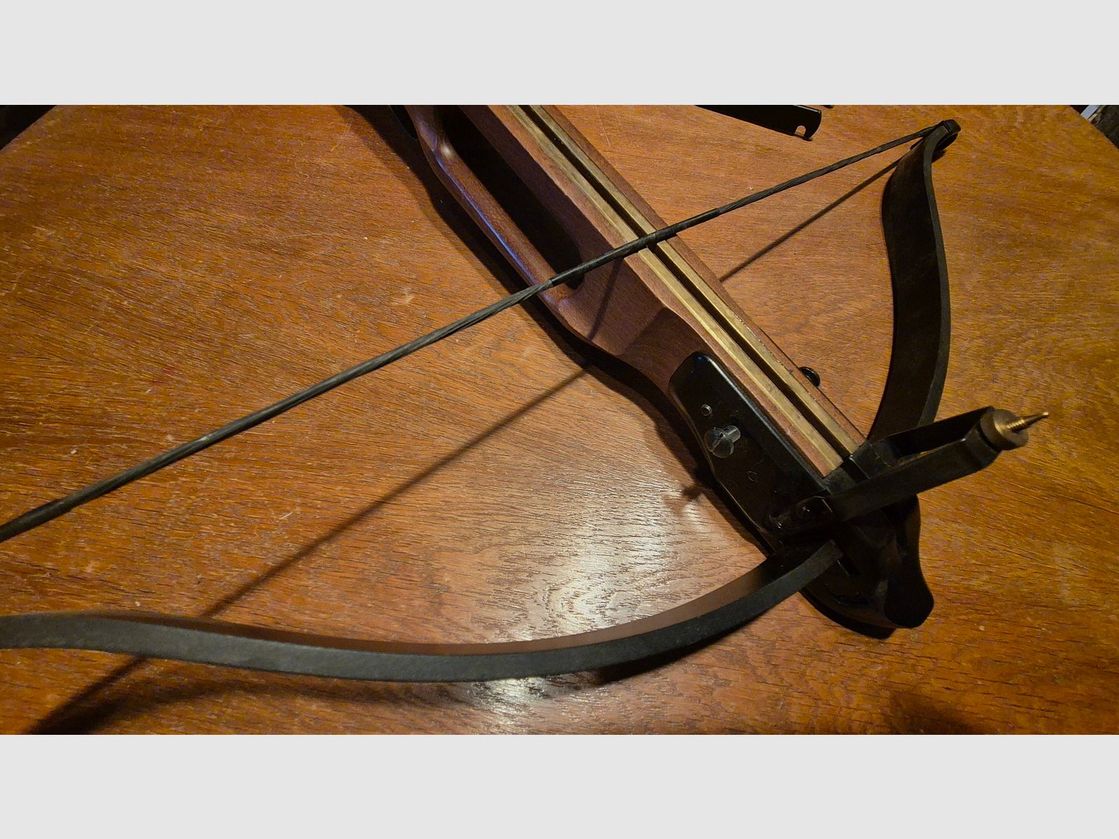 Ballesta con ayuda de tensión