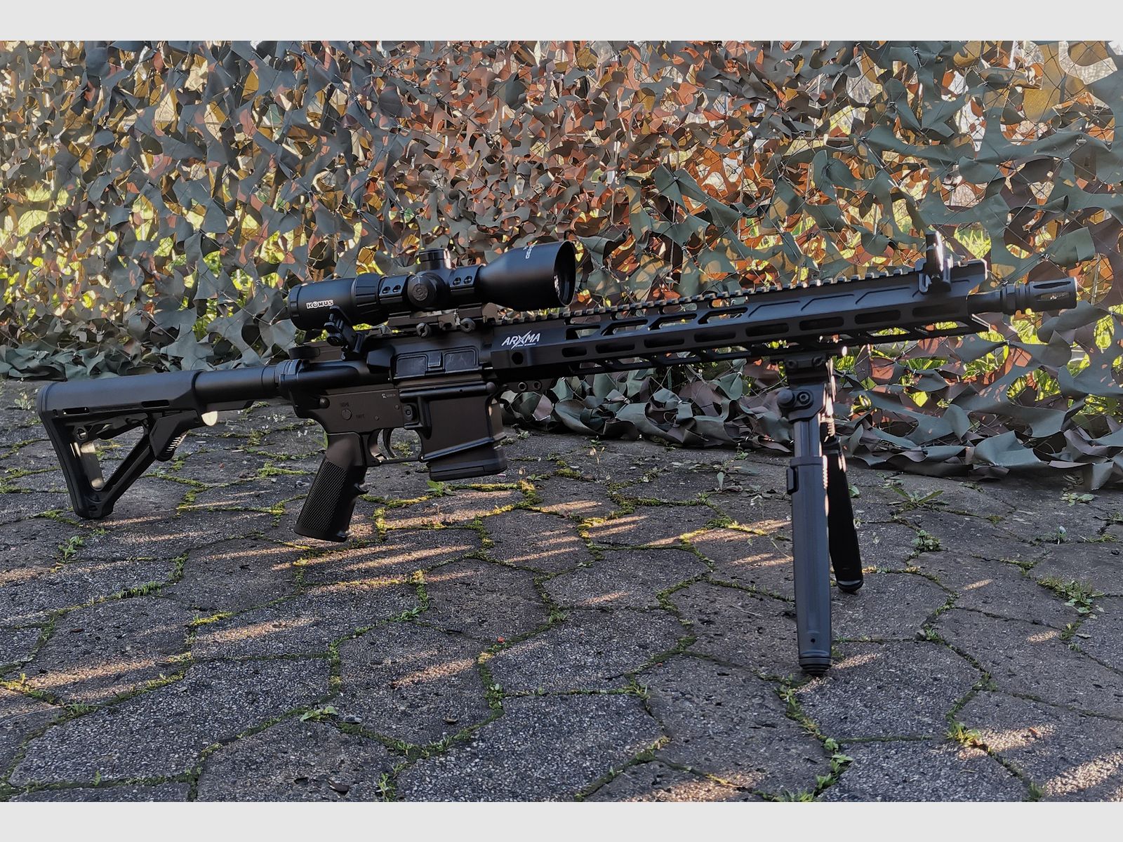 BM Custom AR15 semi-automatic rifle 16" .223 Rem Magpul bipod