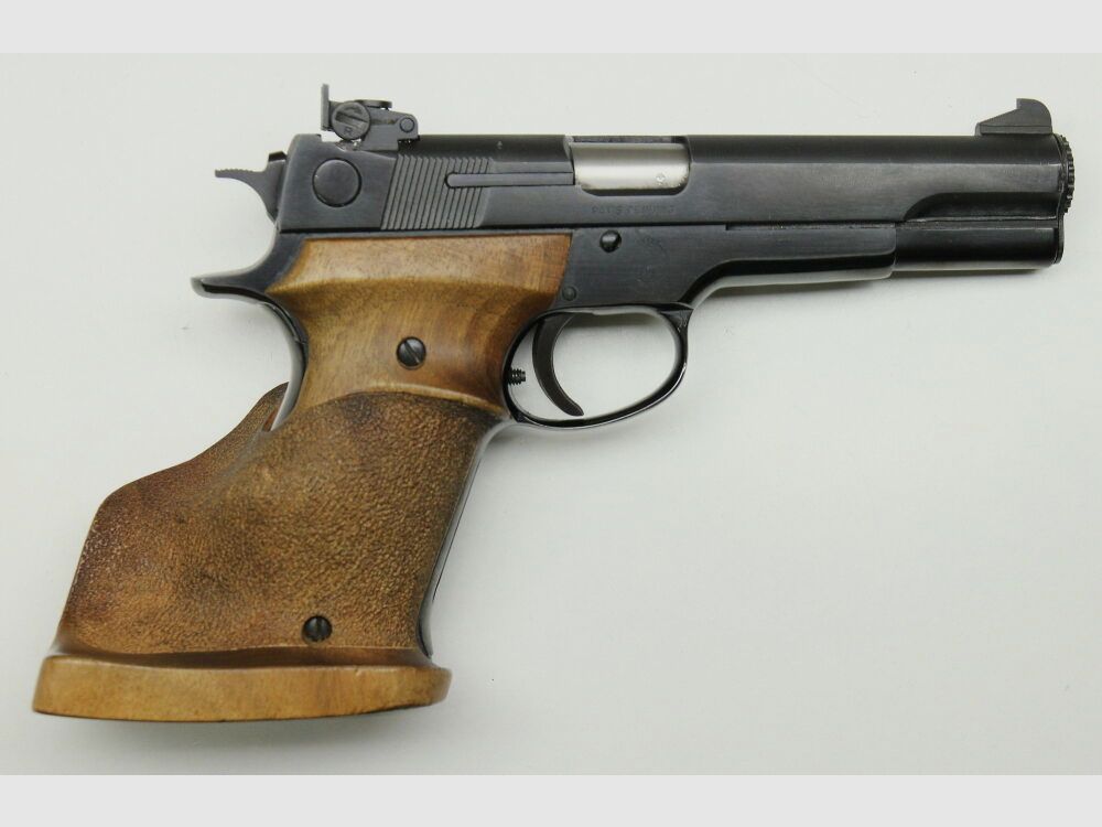 Smith & Wesson 52 WC