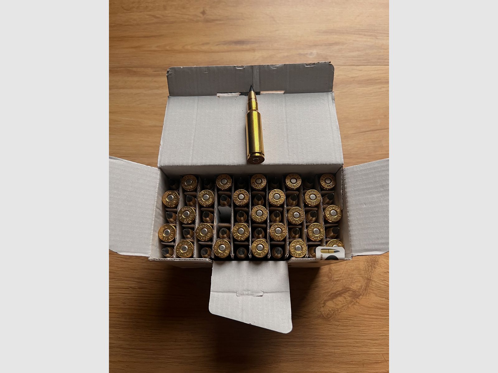 Blaser R8 Ultimate XSilence 8,5x55 Blaser z optyką i amunicją
