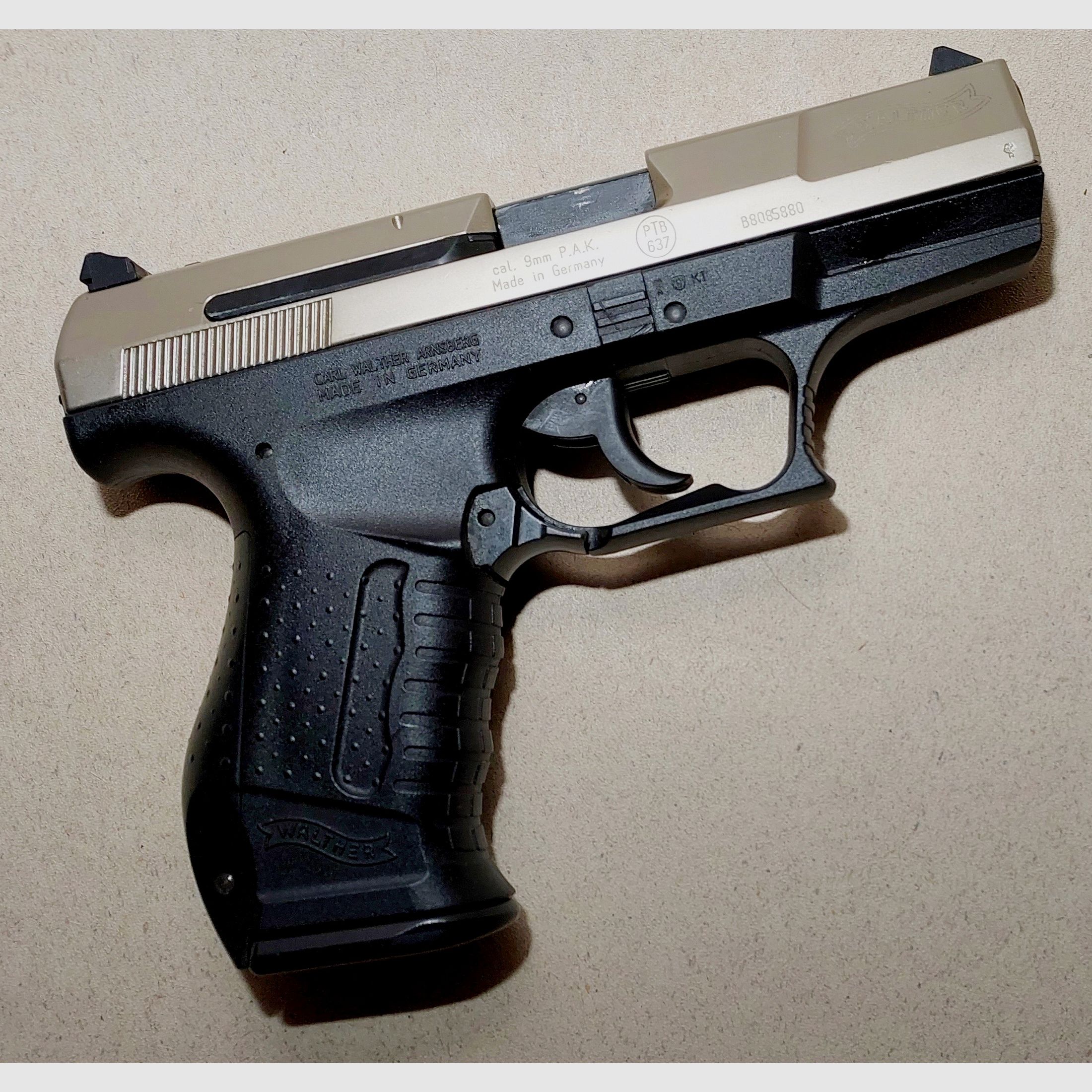 Walther P99 Schreckschuss Pistole 9mm P.A.K. bicolor Nickel (PTB 762) P 99 mit Lederholster