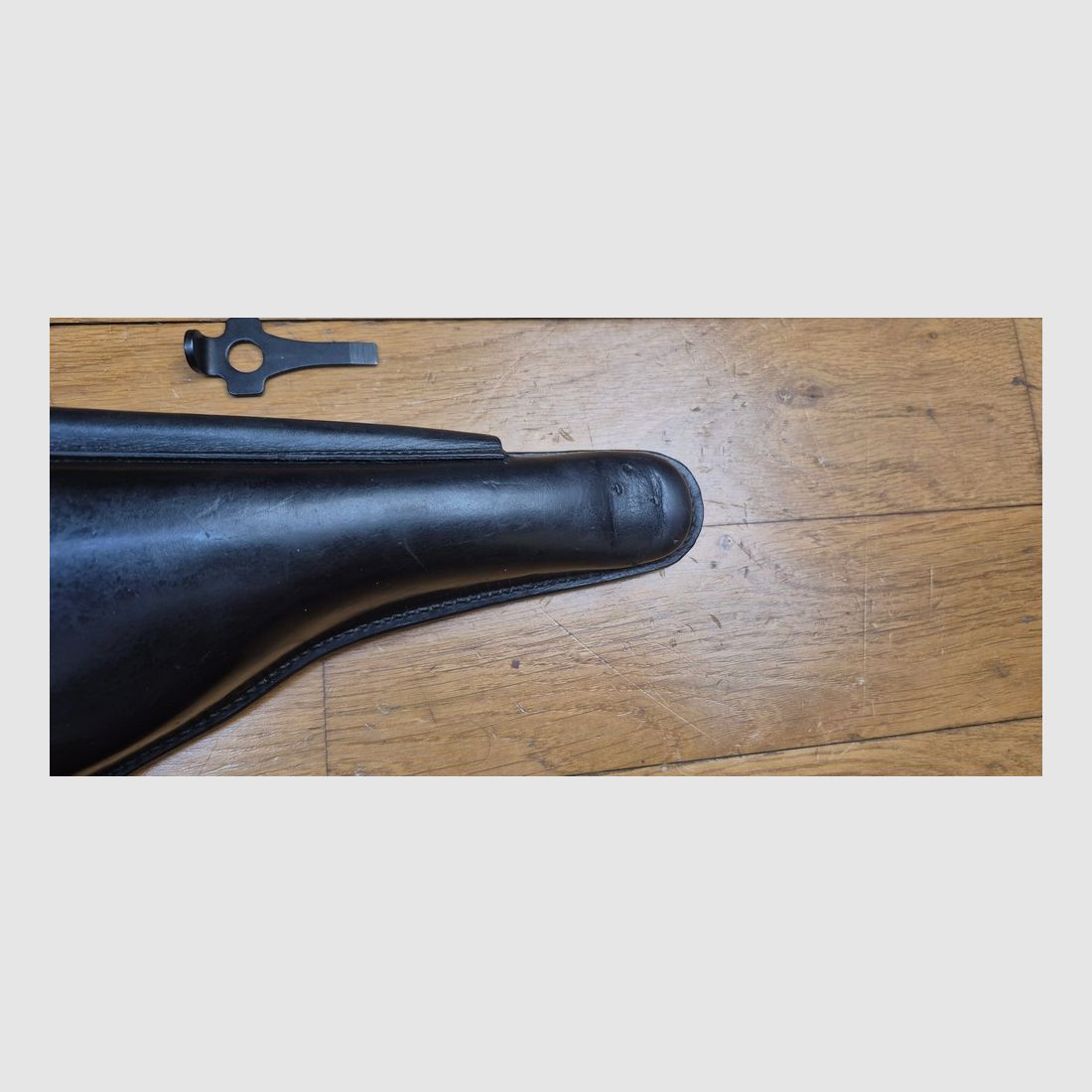 Bardzo ładne etui na pistolet Luger P04 Marynarki – Wykonanie LOH Söhne w Berlinie – Pierwszy wczesny model – Narzędzia kluczowe DMW i lanca morska – Wysokiej jakości, bardzo miękka skóra w doskonałym stanie na wszystkich szwach – Z bardzo rzadkim paskiem do noszenia! - TBE++, zdjęcie 8 z 23