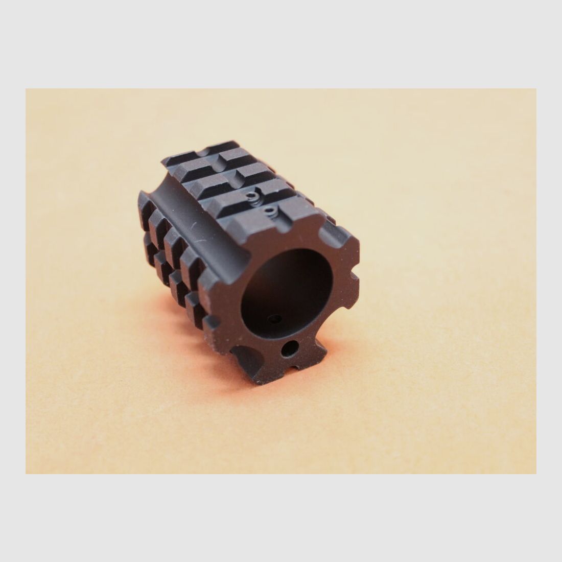 DPMS AR-15: Gas Block Picatinny 4-Rail DPMS .936" ID (GB-4R) Alu black Geeignet für Bull-Barrel, Bild 2 von 5