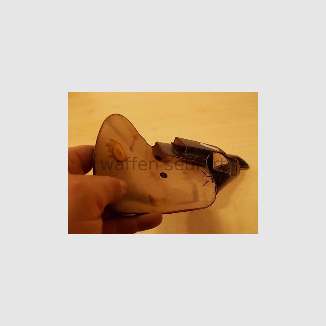 MAB D francuski pistolet niemiecka torba policyjna