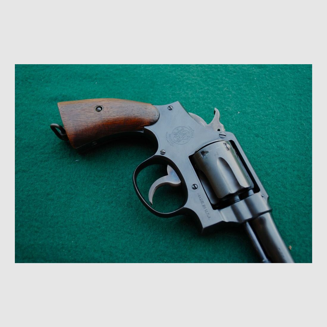 Smith & Wesson, Military & Police, Polizeirevolver, England, div. Stempel