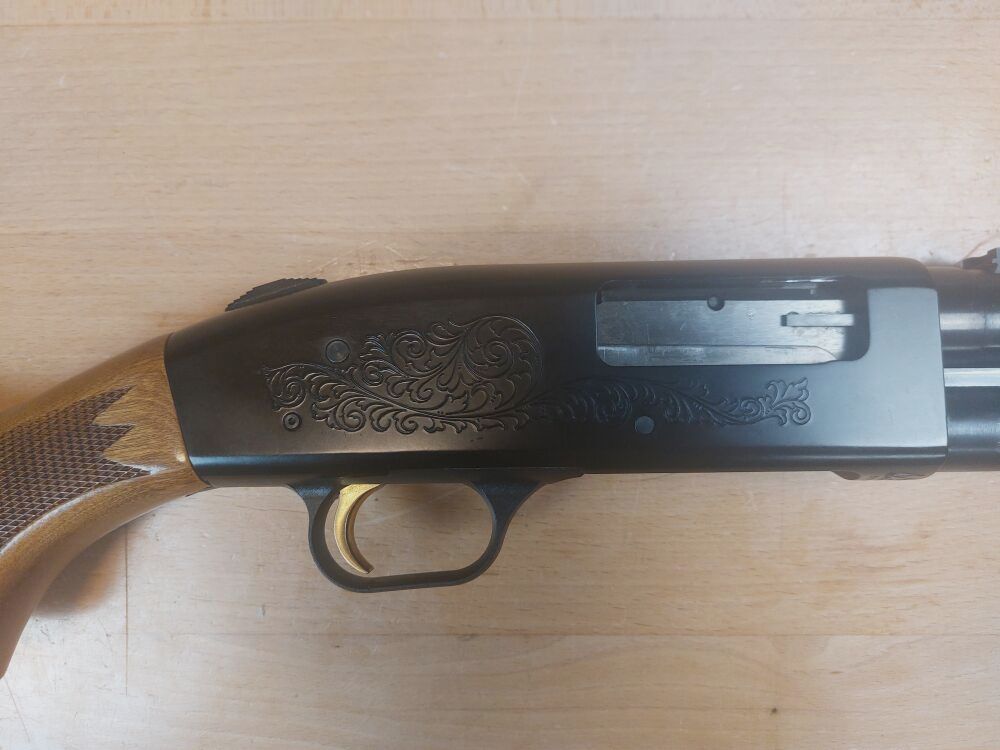 Mossberg 500 / ATP 6