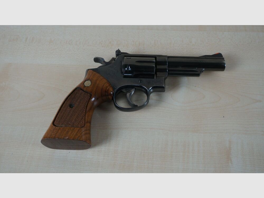 Smith & Wesson 19 -2