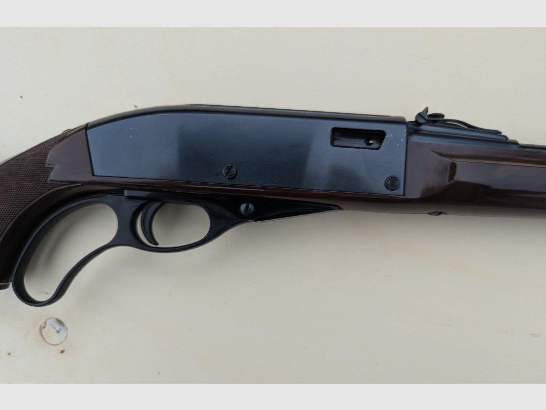 Nylon 76 Remington .22lr, onderhevel herhalingsgeweer